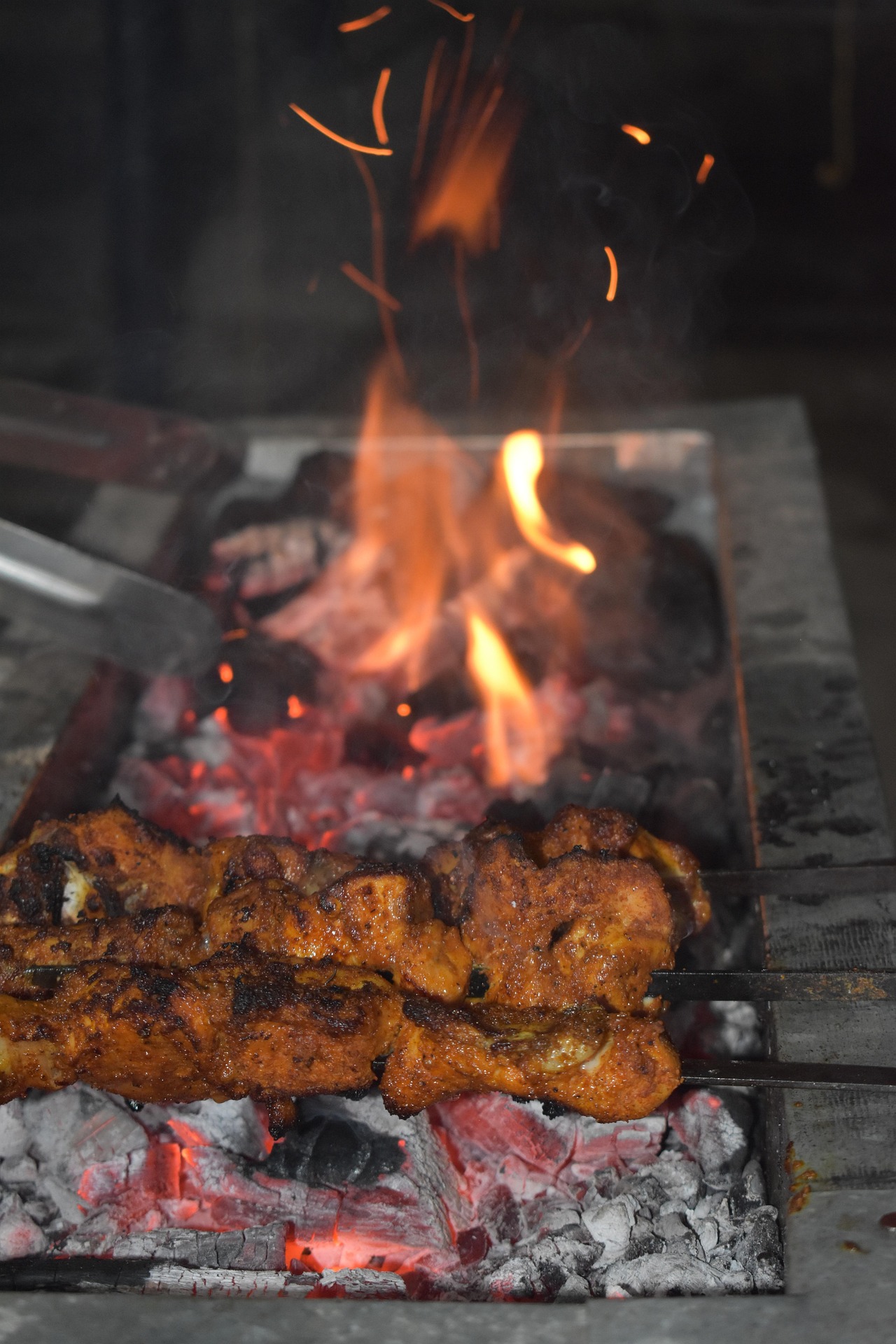 bbq-4151930_1920.jpg
